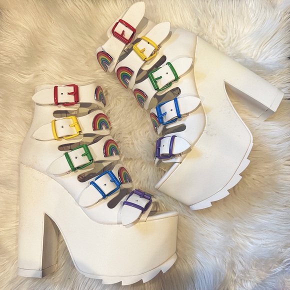 🌈 Y.R.U. DREAMSCAPE RAINBOW PLATFORM HEELS - Picture 5 of 11